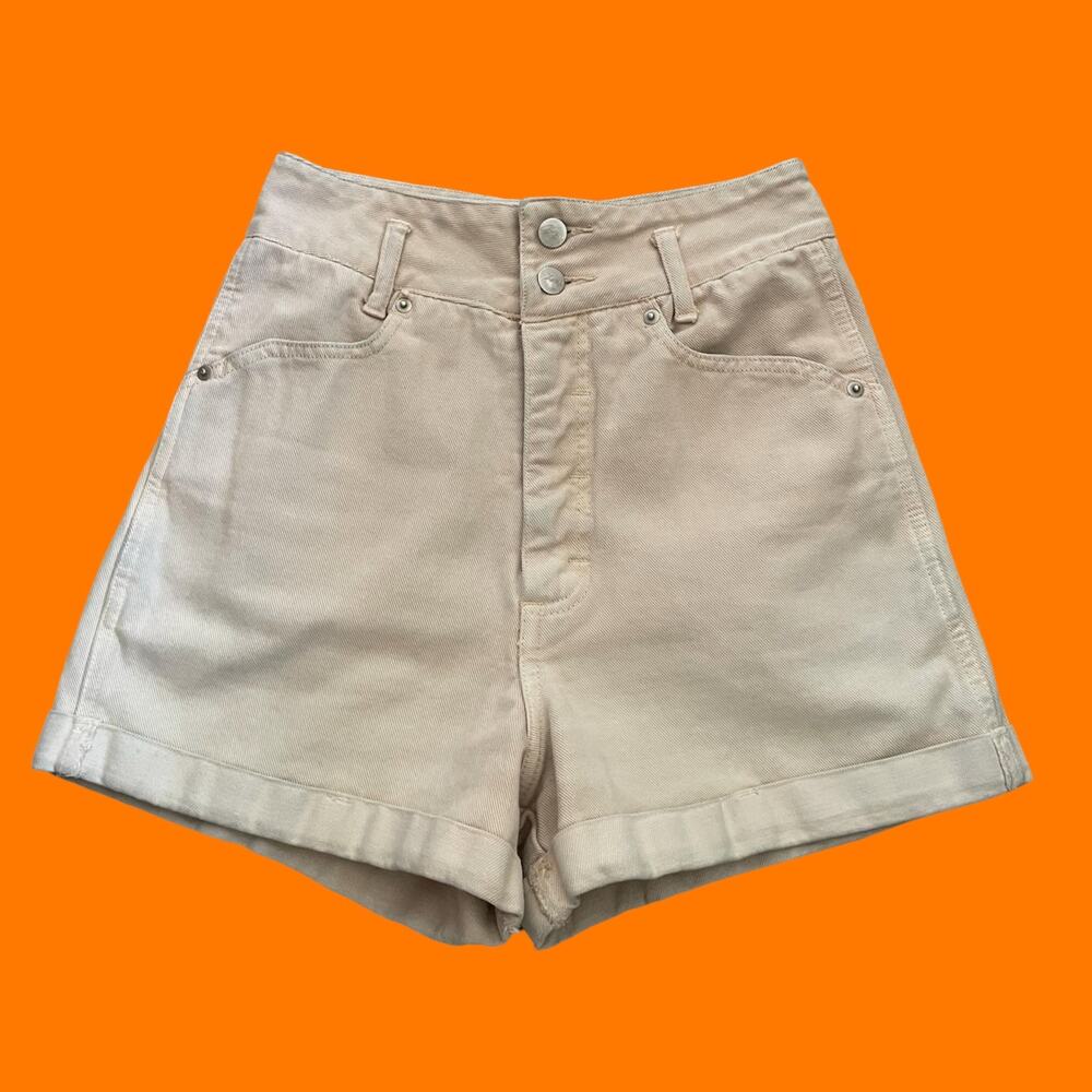 90's vintage high waisted denim shorts Size 3 chazzz by Charles Ghalian